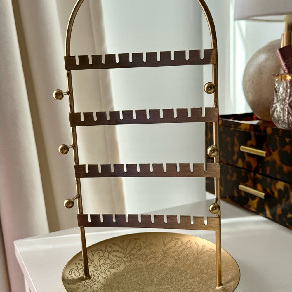 Gold Jewelry Organizer Stand